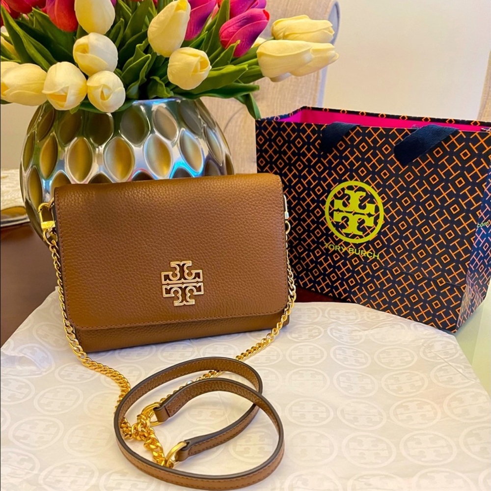 Brand new Athletic Tory Burch bag - Picture 2 of 15